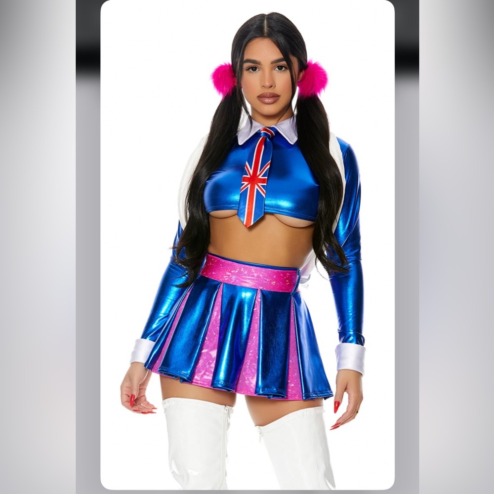 Selling this costume because I never wore it. Perfect condition, not used.